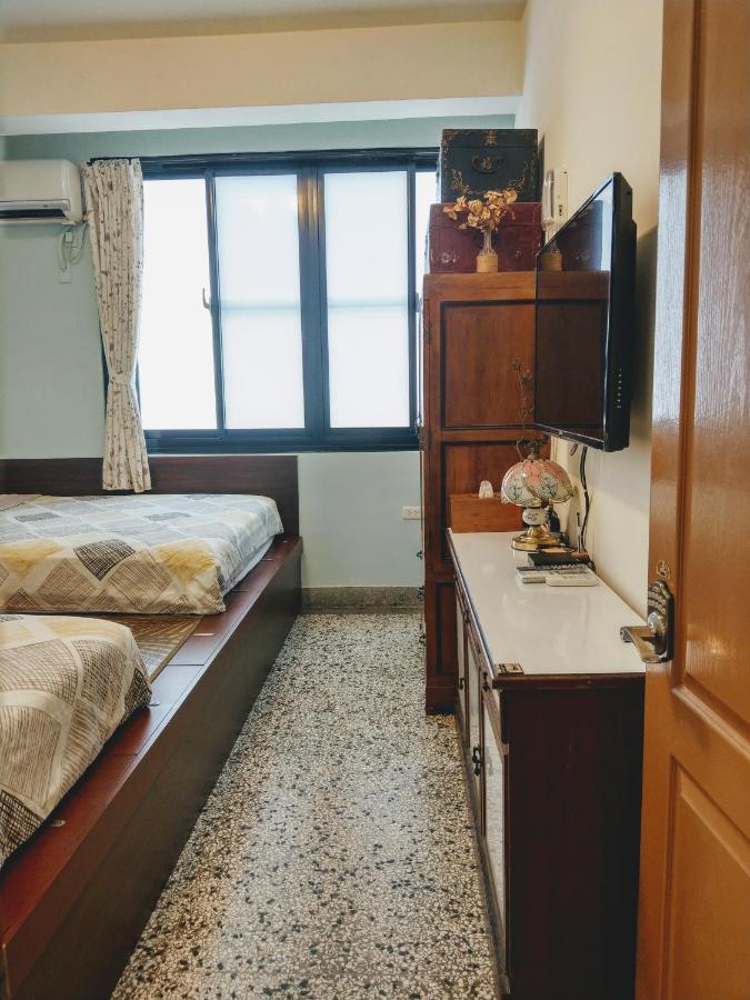 赤嵌厝child Come Home-依人數床位數計價開放房型 Đài Nam Ngoại thất bức ảnh